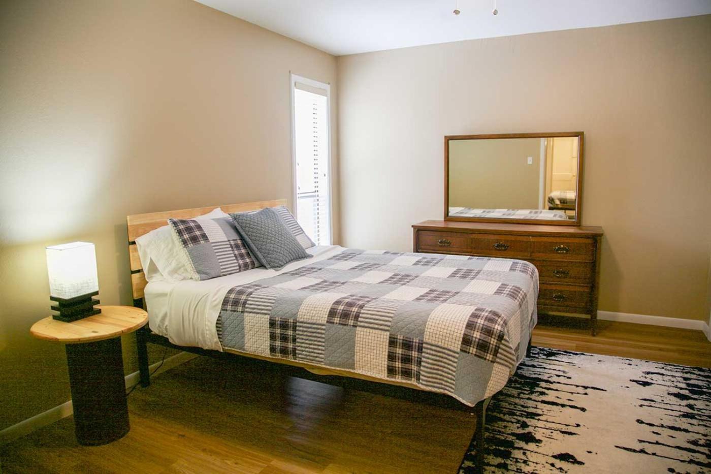Shiner Country Inn Екстериор снимка